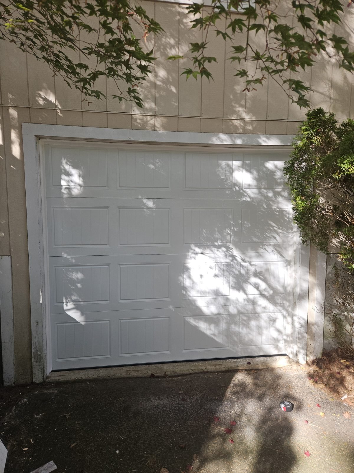 New white garage door installed in Marlborough, MA